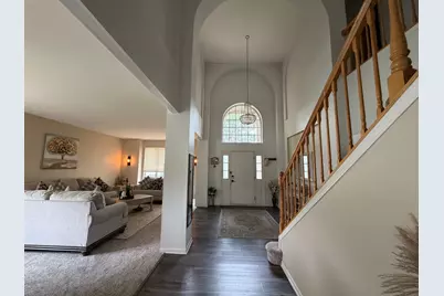 5408 Cleary Court, Carpentersville, IL 60110 - Photo 3