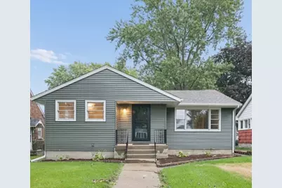 1042 S 8th Avenue, Kankakee, IL 60901 - Photo 1