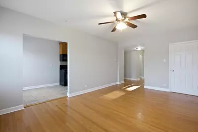414 W Walnut Street #307, Maywood, IL 60153 - Photo 5