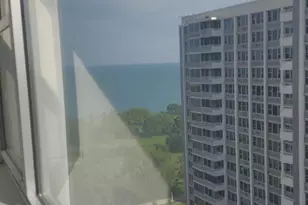 4250 N Marine Dr, Chicago, IL 60613 - Photo 11