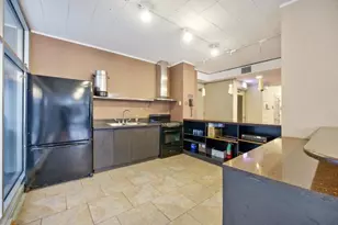 4250 N Marine Dr, Chicago, IL 60613 - Photo 19