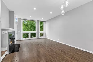 1745 W Wellington Ave, Chicago, IL 60657 - Photo 3