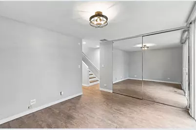 1745 W Wellington Avenue, Chicago, IL 60657 - Photo 25