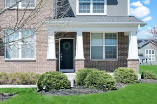 4319 S Plantree Rd, Naperville, IL 60564 - Photo 3