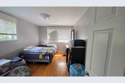2239 W Farwell Avenue #2A, Chicago, IL 60645 - Photo 7