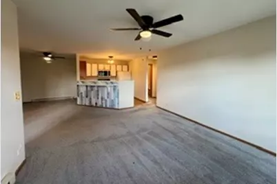 510 Cunat Boulevard #2D, Richmond, IL 60071 - Photo 3