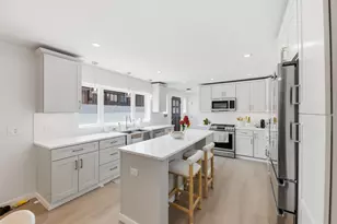 6242 S Mulligan Ave, Chicago, IL 60638 - Photo 13