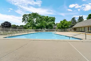 228 E Bailey Rd, Naperville, IL 60565 - Photo 19