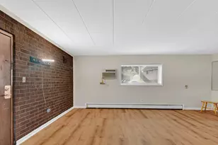 228 E Bailey Rd, Naperville, IL 60565 - Photo 9