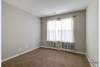 921 Summit Creek Drive, Shorewood, IL 60404 - Photo 21
