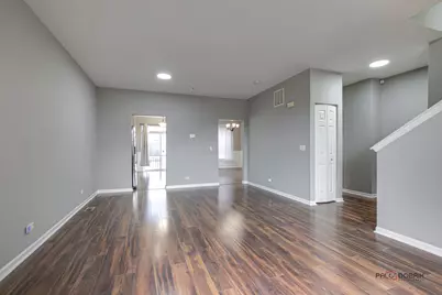 921 Summit Creek Drive, Shorewood, IL 60404 - Photo 11