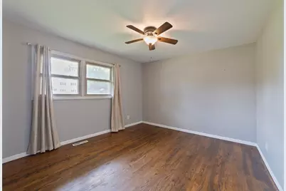 1104 Jasper Drive, McHenry, IL 60051 - Photo 9