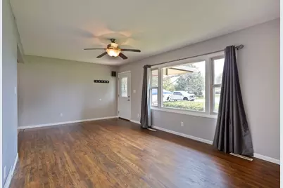 1104 Jasper Drive, McHenry, IL 60051 - Photo 5