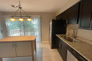 337 Merlin Ct, Bolingbrook, IL 60440 - Photo 7