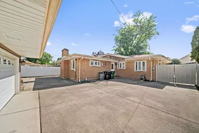 2607 Mayfair Avenue, Westchester, IL 60154 - Photo 29