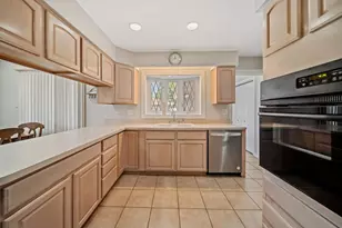 2607 Mayfair Ave, Westchester, IL 60154 - Photo 15