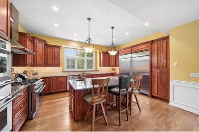 415 Ranch Road, Wheaton, IL 60187 - Photo 3
