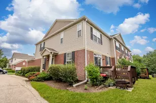 134 Neutrenton Ave, Elgin, IL 60120 - Photo 3