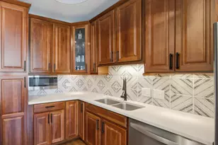 2343 N Greenview Ave, Chicago, IL 60614 - Photo 7