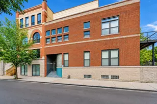 2343 N Greenview Ave, Chicago, IL 60614 - Photo 1