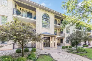 8805 S 79th Ave, Hickory Hills, IL 60457 - Photo 1