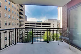 41 E 8th St, Chicago, IL 60605 - Photo 17