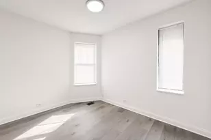 4832 N Winthrop Ave, Chicago, IL 60640 - Photo 5