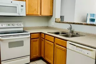 345 N LaSalle St, Chicago, IL 60654 - Photo 9