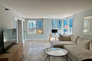 345 N LaSalle St, Chicago, IL 60654 - Photo 5