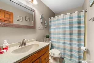 519 Hickory Cir, Lake Holiday, IL 60552 - Photo 11