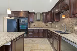 19W076 18th Pl, Lombard, IL 60148 - Photo 11