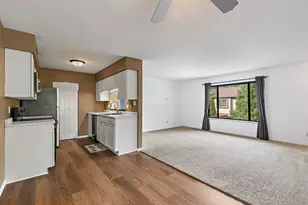 1567 Timberwood Ct, Sycamore, IL 60178 - Photo 13