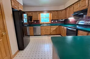 2558 N 2950th Rd, Marseilles, IL 61341 - Photo 19