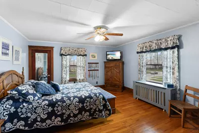 205 E Lincoln Avenue, Watseka, IL 60970 - Photo 25