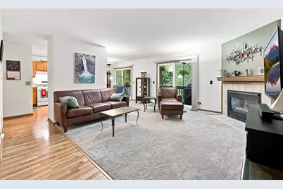 305 N Airlite Street #A, Elgin, IL 60123 - Photo 3