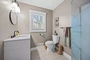 1914 West Acres Rd, Joliet, IL 60435 - Photo 23