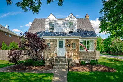 389 S West Avenue, Elmhurst, IL 60126 - Photo 1