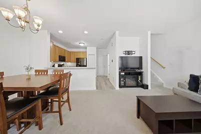 185 Springbrook Trail S, Oswego, IL 60543 - Photo 5