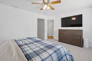 185 Springbrook Trail S, Oswego, IL 60543 - Photo 11