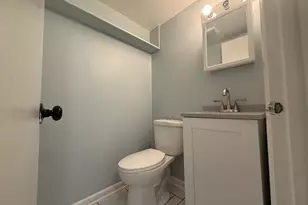 1305 Kingsbury Dr, Hanover Park, IL 60133 - Photo 7