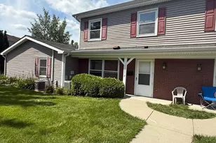 1305 Kingsbury Dr, Hanover Park, IL 60133 - Photo 1