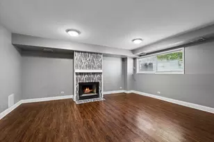 441 Park Ridge Ln, Aurora, IL 60504 - Photo 5