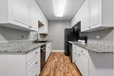 441 Park Ridge Lane #G, Aurora, IL 60504 - Photo 3