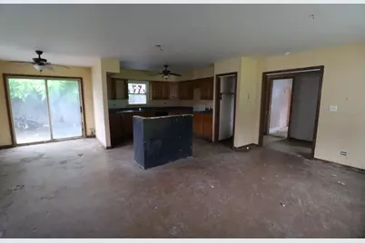 234 N 3rd Avenue, Villa Park, IL 60181 - Photo 3