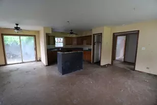 234 N 3rd Ave, Villa Park, IL 60181 - Photo 3