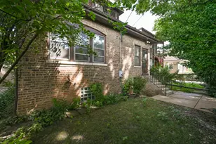2619 W Farwell Ave, Chicago, IL 60645 - Photo 27