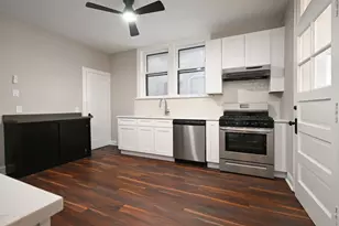 2619 W Farwell Ave, Chicago, IL 60645 - Photo 7
