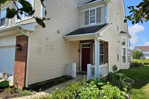 956 Bluebell Cir, Joliet, IL 60431 - Photo 3