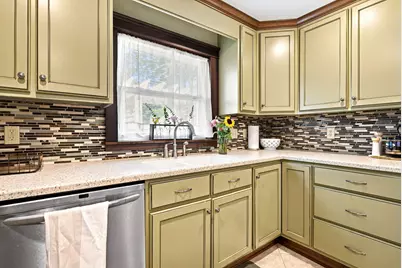 422 W Jefferson Street, Morris, IL 60450 - Photo 13