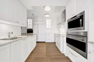 40 E Delaware Pl, Chicago, IL 60611 - Photo 7